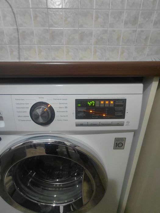 Стиральная машина в хорошем состание