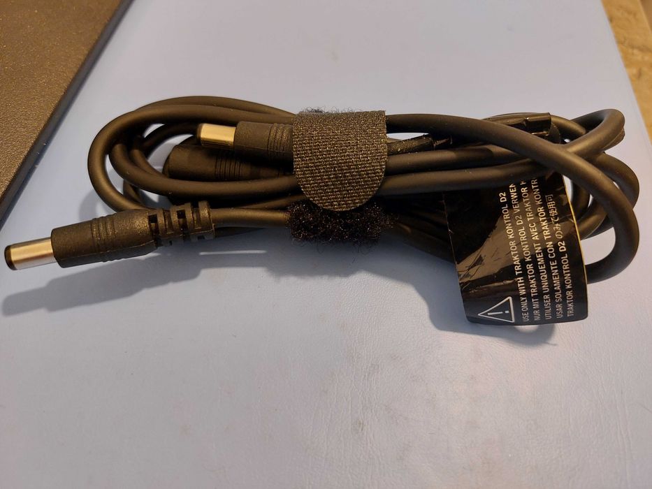 Cablu alimentare spliter splitter Y Native Instruments Traktor D2