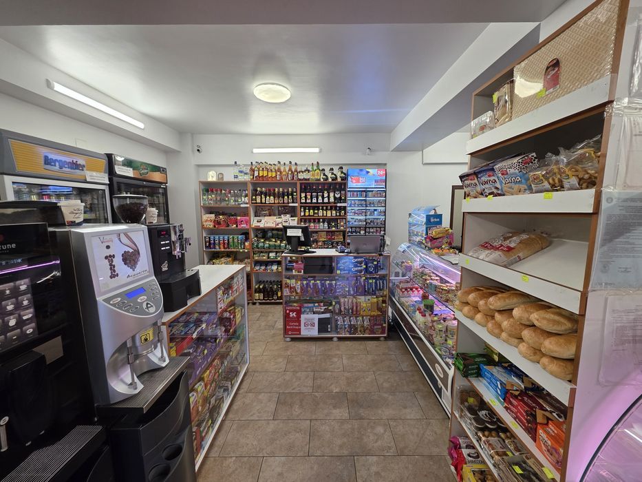 Spatiu comercial situat în Boldesti Scaieni