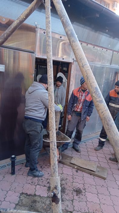 Forez puturi cu foreza manuala