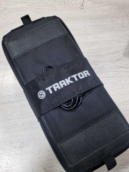 FX Котролер Native Instruments Traktor Kontrol X1 MK1