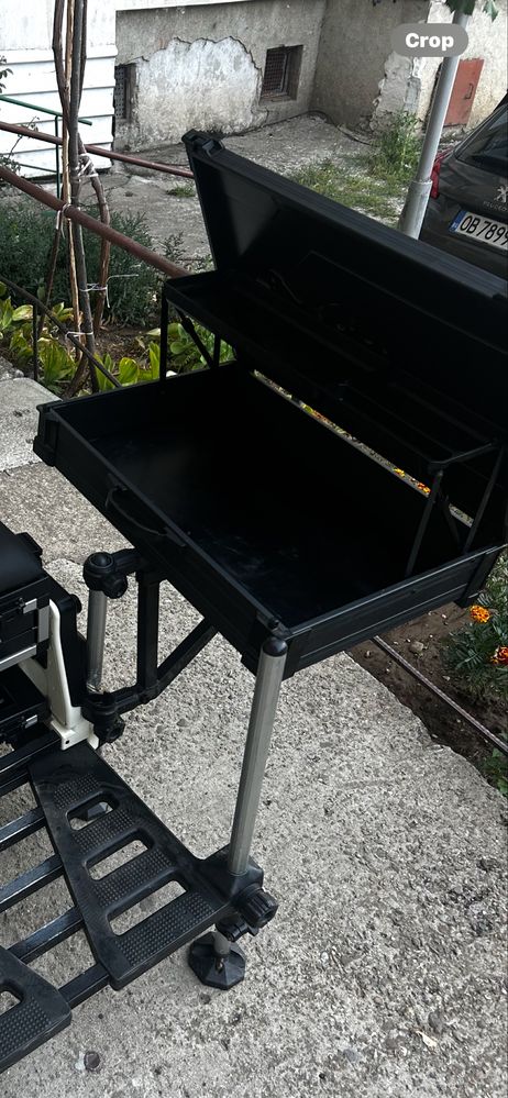 Продава се маса matrix  pro rigid feeder tray