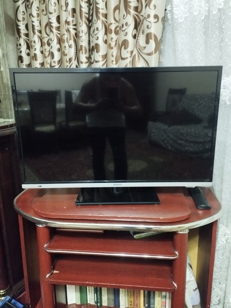 Televizor Roison d-32 xoroshiy kachestva
