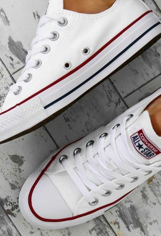 Налични Converse All Star дамски кецове