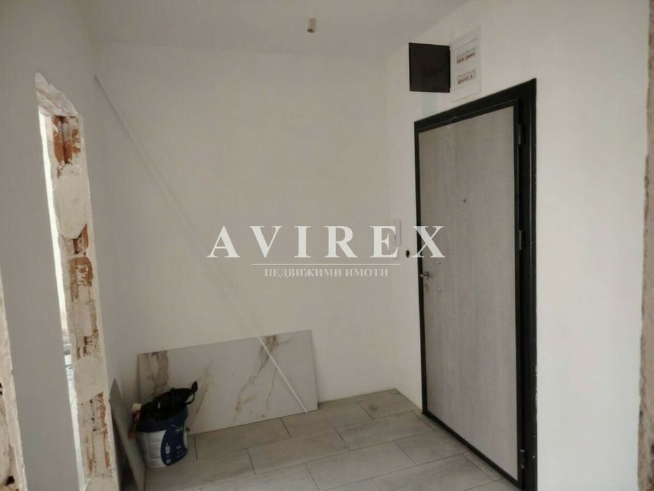 Продава се Двустаен апартамент в Пловдив, Южен - 72 кв.м за 815 €/кв.м - Снимка #2