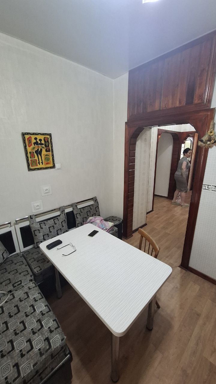Срочно! 2 комн. (2/3/9) в Сергели 8а! Квартира 71 м² с лифтовой.