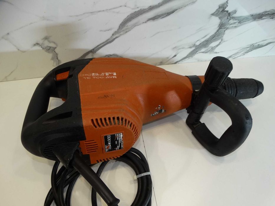 2022 - Hilti TE 700 AVR - Чист къртач 11.5 J