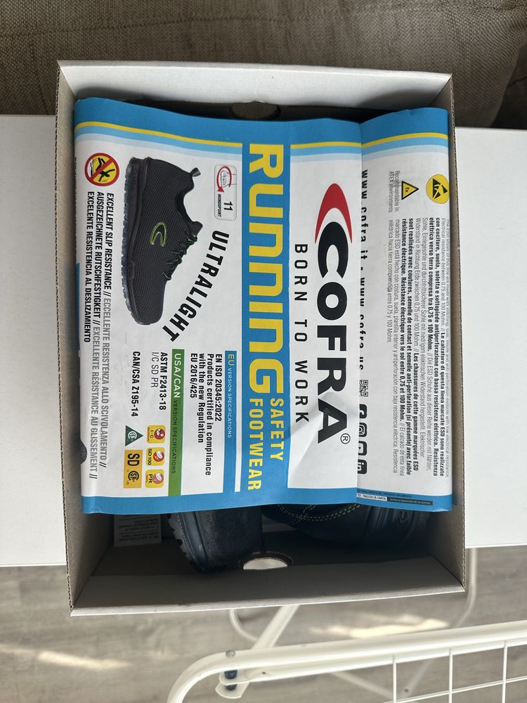 Работни обувки с бомбе COFRA