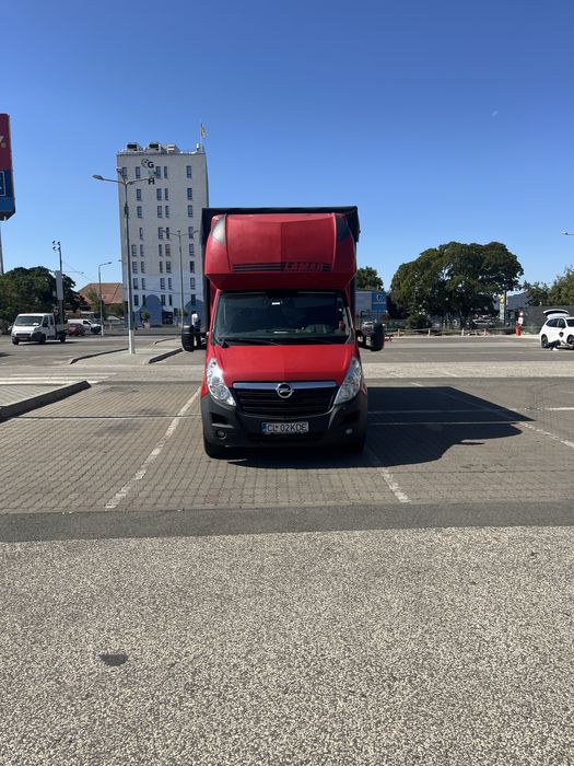 Autoutilitara Opel Movano