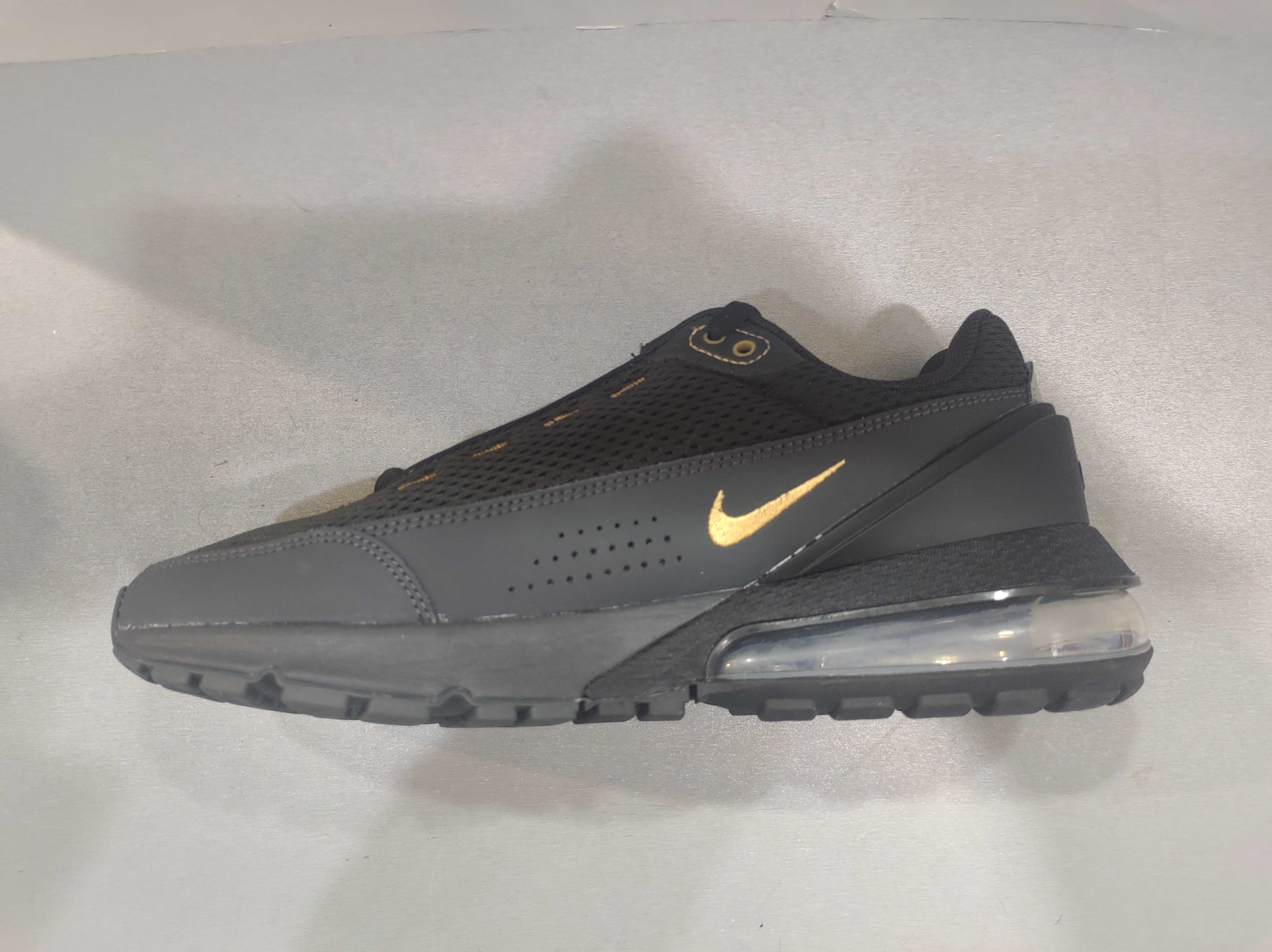 Nike Air Max N40 и 44,5.Maратонки с камери.Нови.Oригинал.