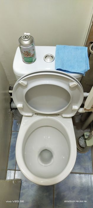 Сиденье от унитаза „Роса Лира“, с крышкой