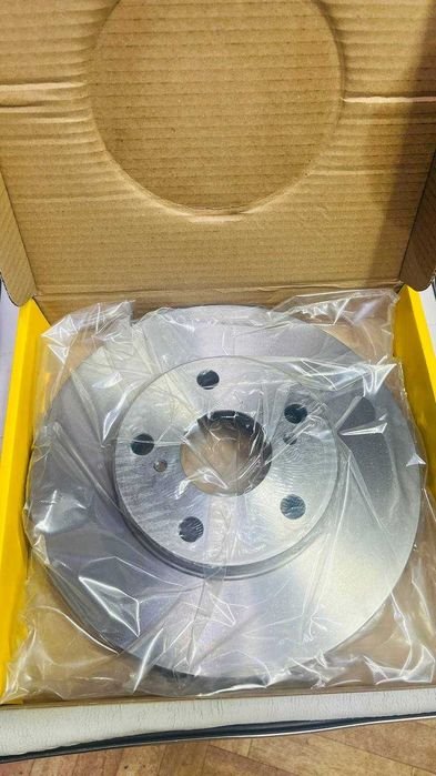 Тормозные диски на Toyota Corolla