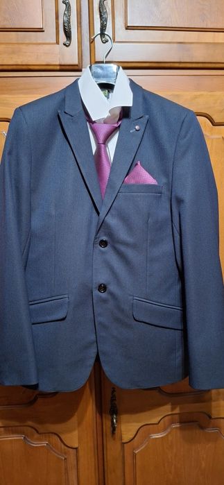 Costum elegant ocazii speciale