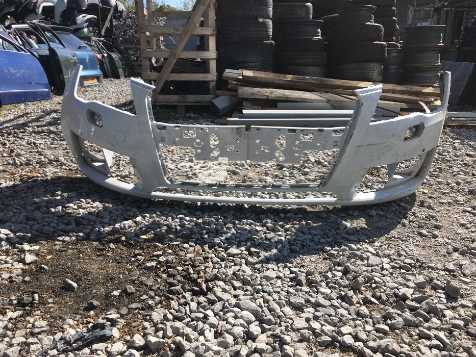 Оригинална предна броня за Audi A7. 10-14. 4G8 807 437