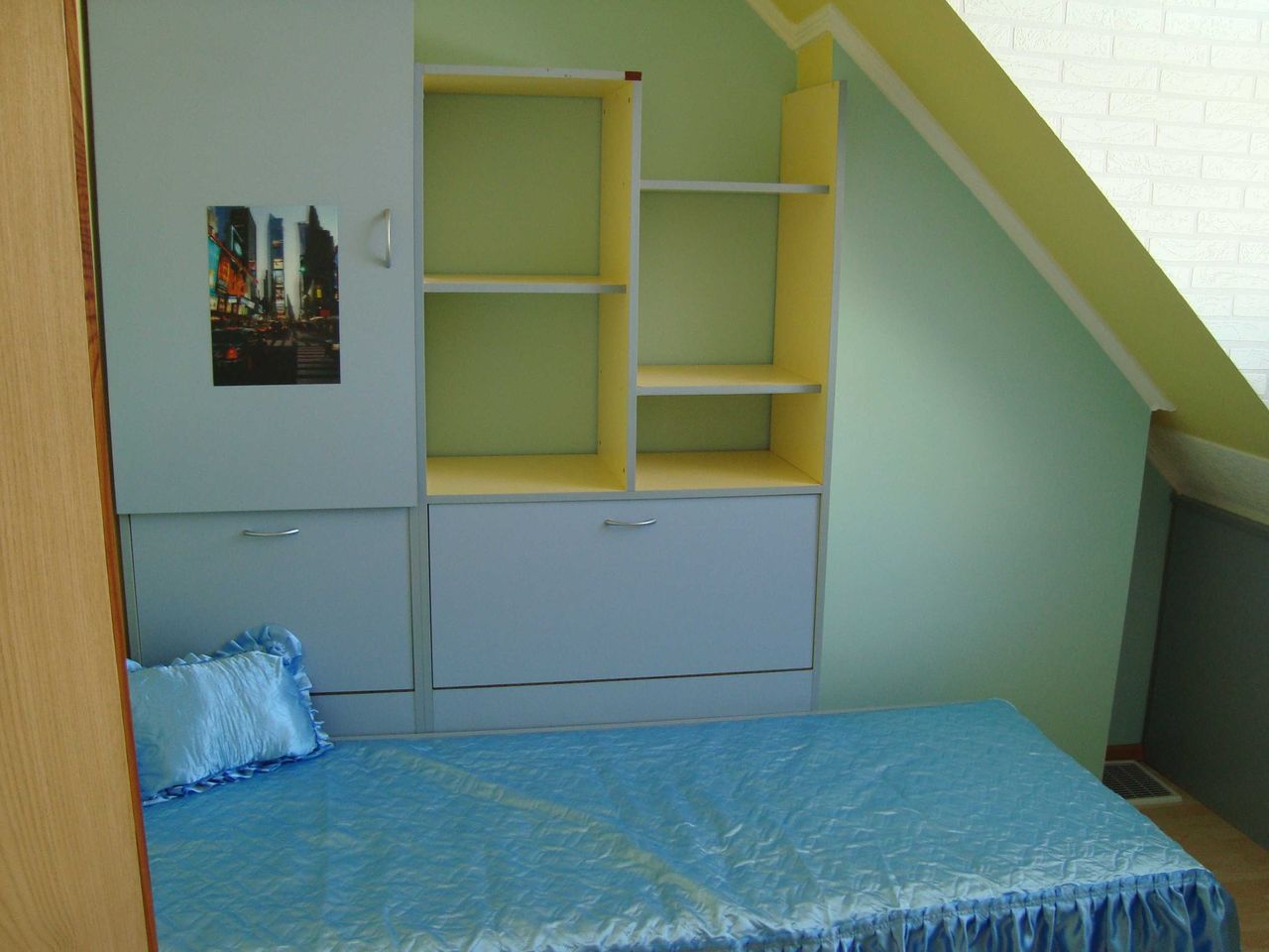 Дава се под наем Мезонет в Пловдив, Кършияка - 120 кв.м за 663 € - Снимка #14