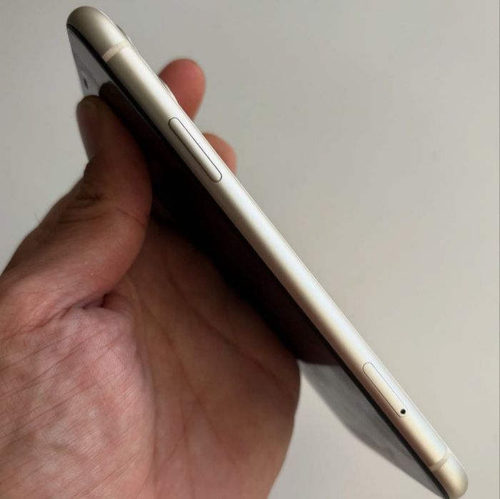 IPhone 11realni oladigan odam yozsin tel ideal