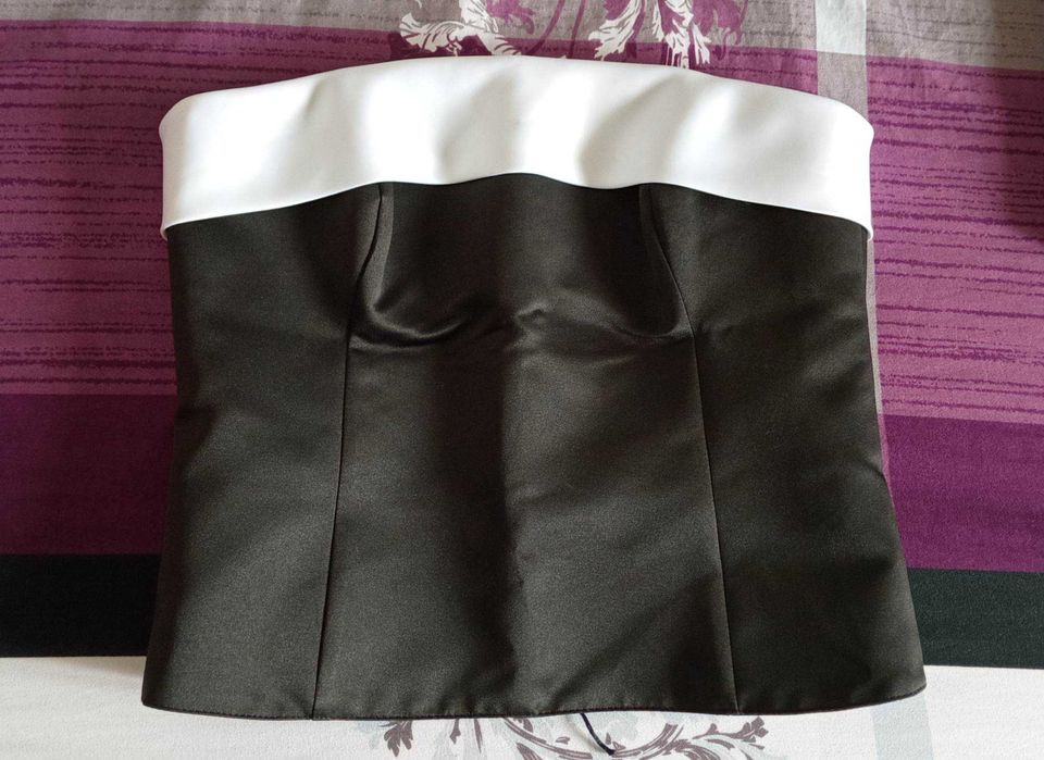 Rochie din tafta cu trena