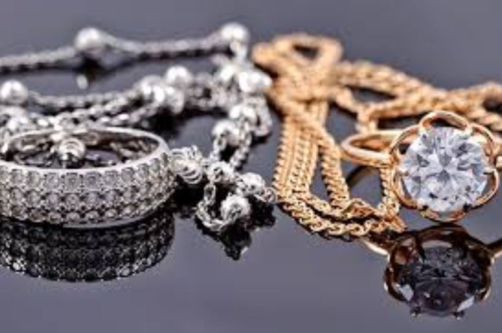 Золотые изделия, серебро