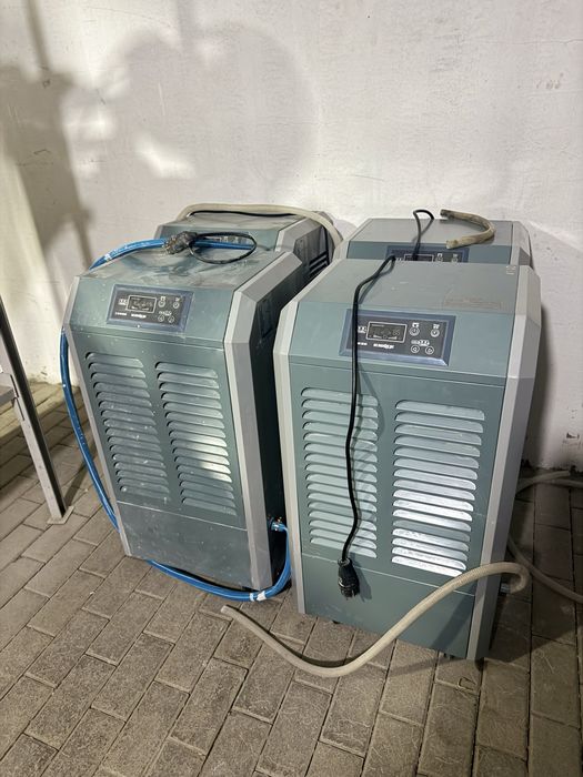 Осушитель воздуха продам бу