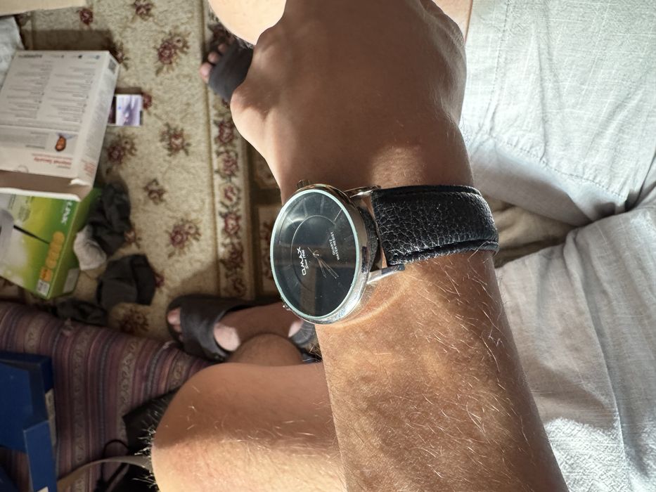 Продаются наручные часы