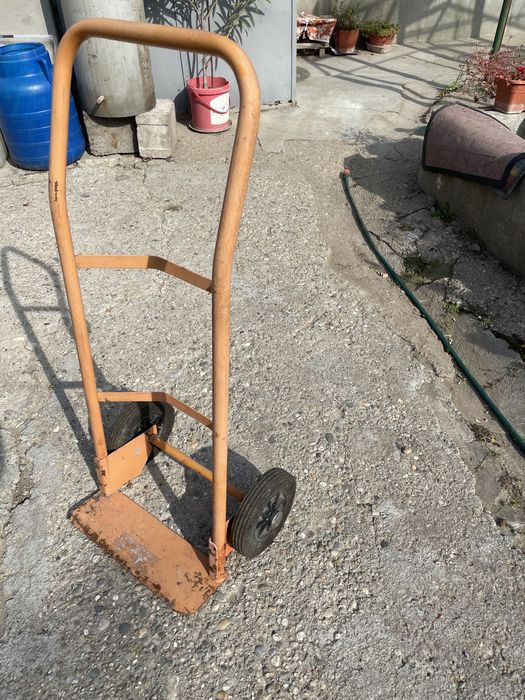 Liza transport diferite materiale