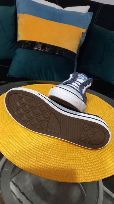 Converse nr 36 noi