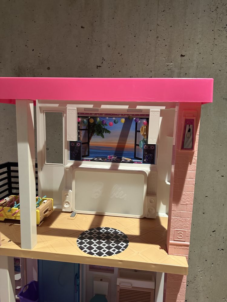 Къща за кукли Mattel Barbie Dreamhouse, на 3 етажа