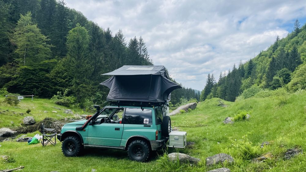 Vitara 1.6 16v stare foarte buna. Fara rugina.