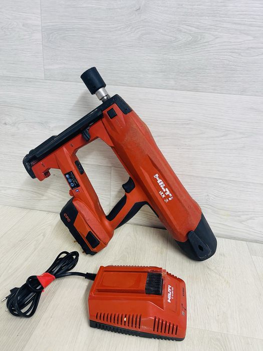 Hilti BX 3- me pistol batut cuie beton metal