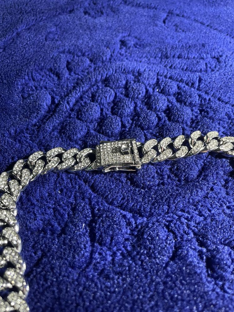 Lant Cuban Iced out fully iced, Hard Lock, Ice concept