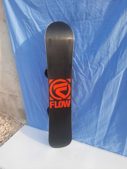 сноуборд   FLOW rhythm  140см. с автомати.