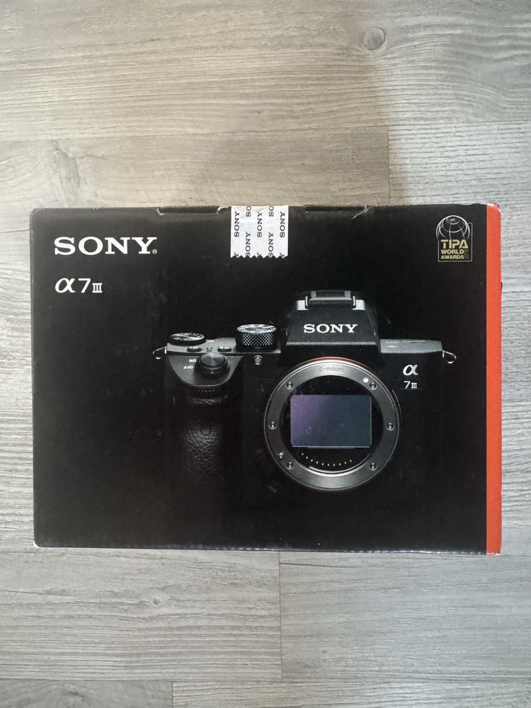 Sony Alpha 7 III Body  Aparat sigilat