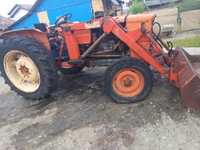 Tractor Fiat 650 cu încărcător .Piese U 445