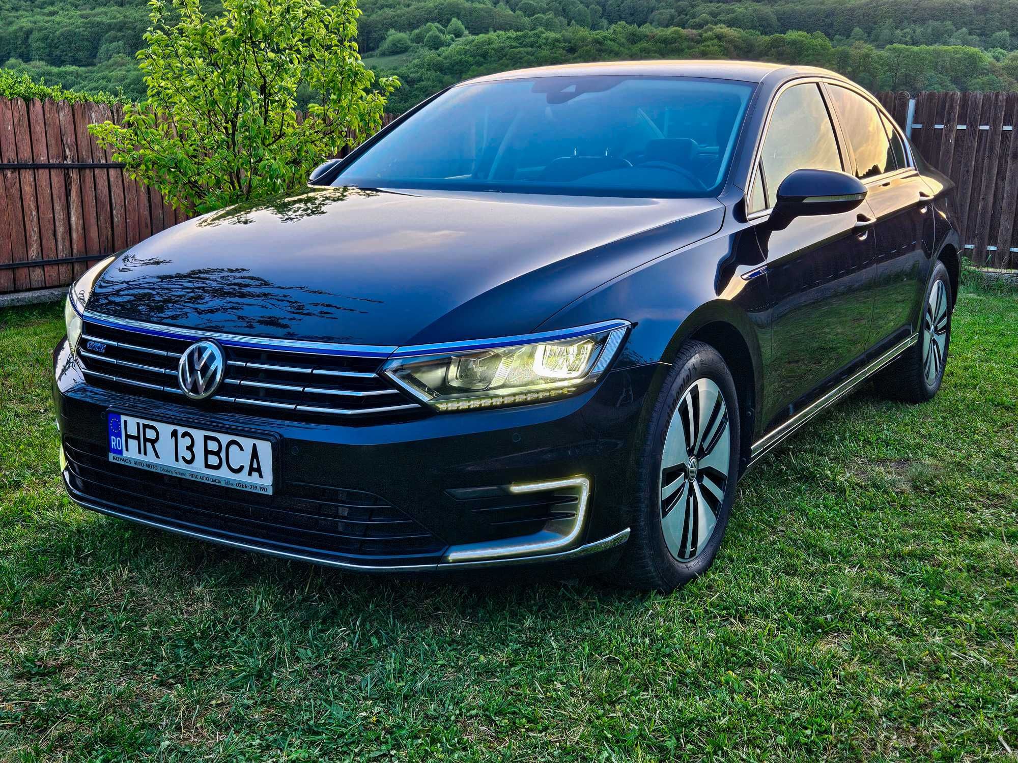 VW Passat 1.4 GTE Plug-In Hybrid / Navi / Camera / Tva deductibil