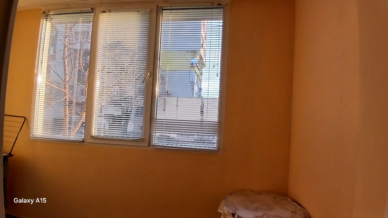 Продава се Двустаен апартамент в Силистра, Център - 67 кв.м за 914 €/кв.м - Снимка #3