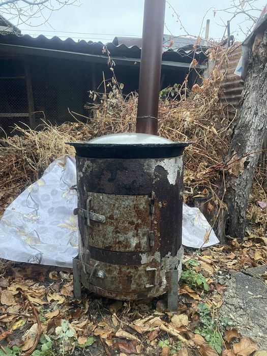 Продам печку с казаном