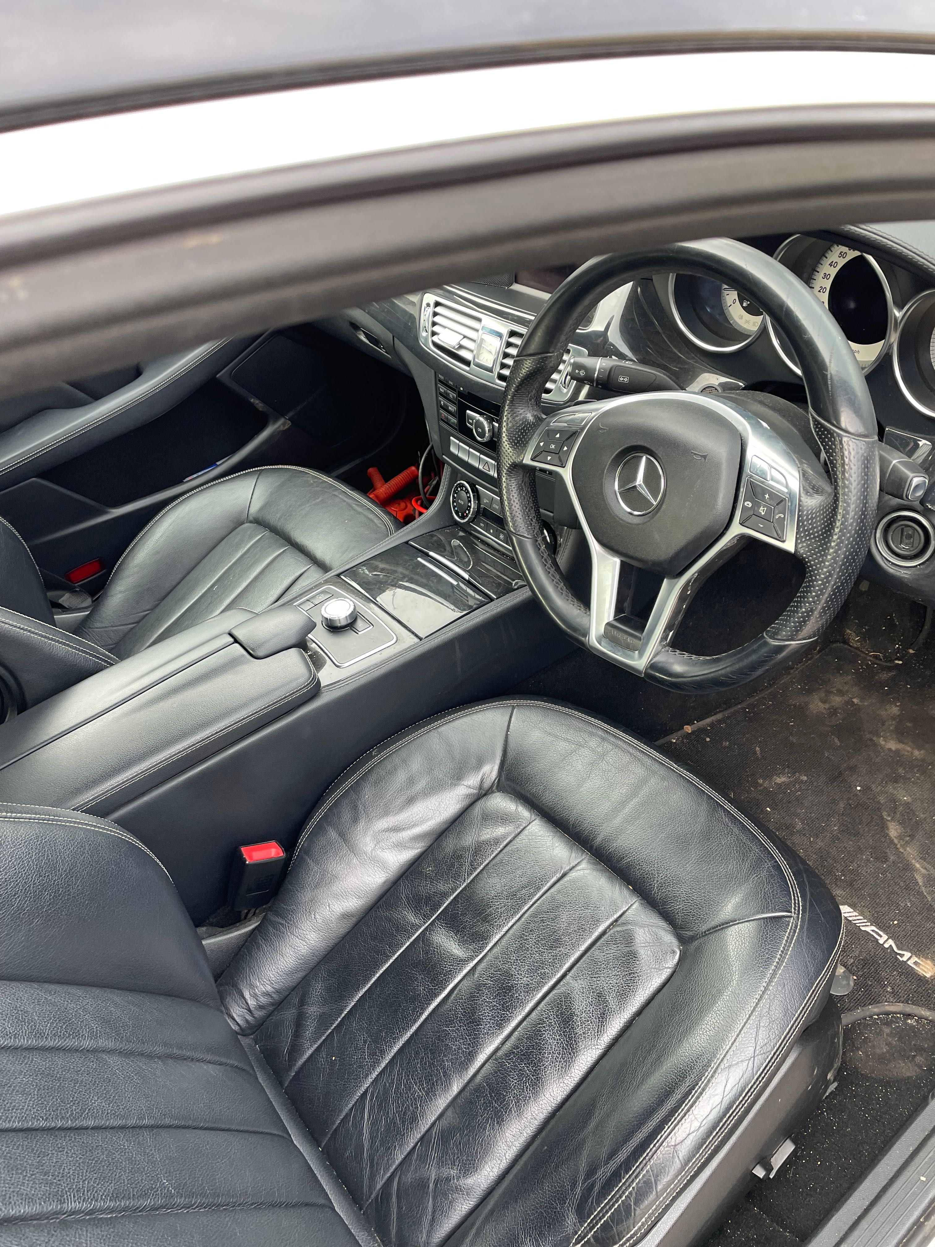 Mercedes W218 на части ЦЛС CLS /651 двигател