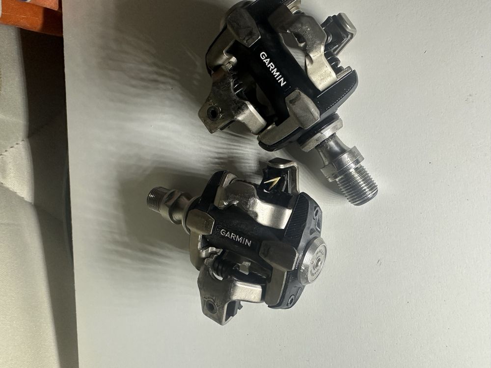 Garmini spd meter pover