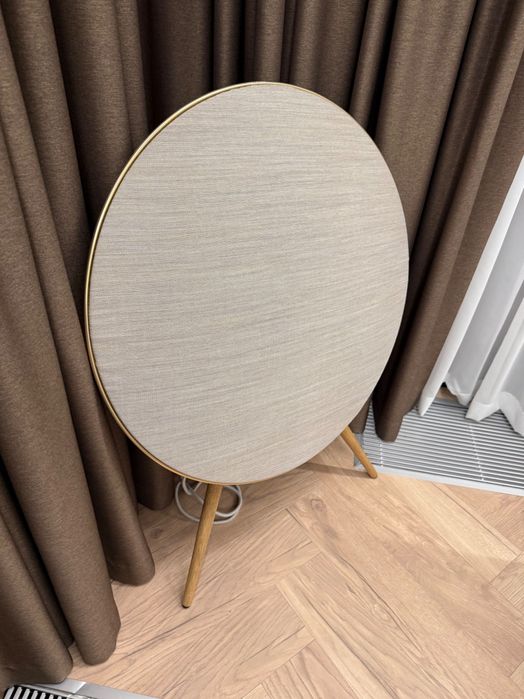 Колонка Bang Olufsen