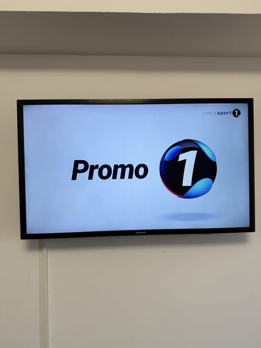 TV Samsung 80 cm in stare perfecta