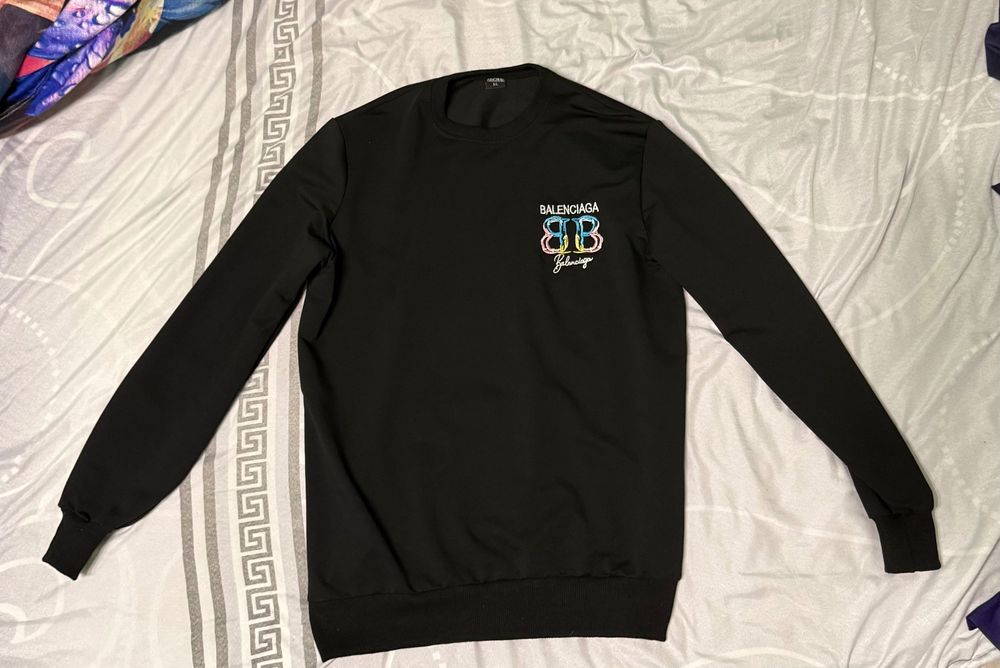 Суитшърт Balenciaga