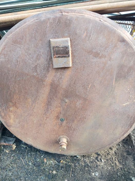 Продам бочку заводская