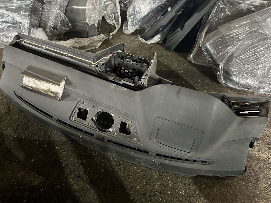 Plansa bord avariata / sparta / defecta HeadUp VW Passat B8 / Arteon