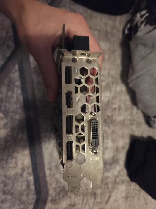 Gtx 1080 MSi armor oc