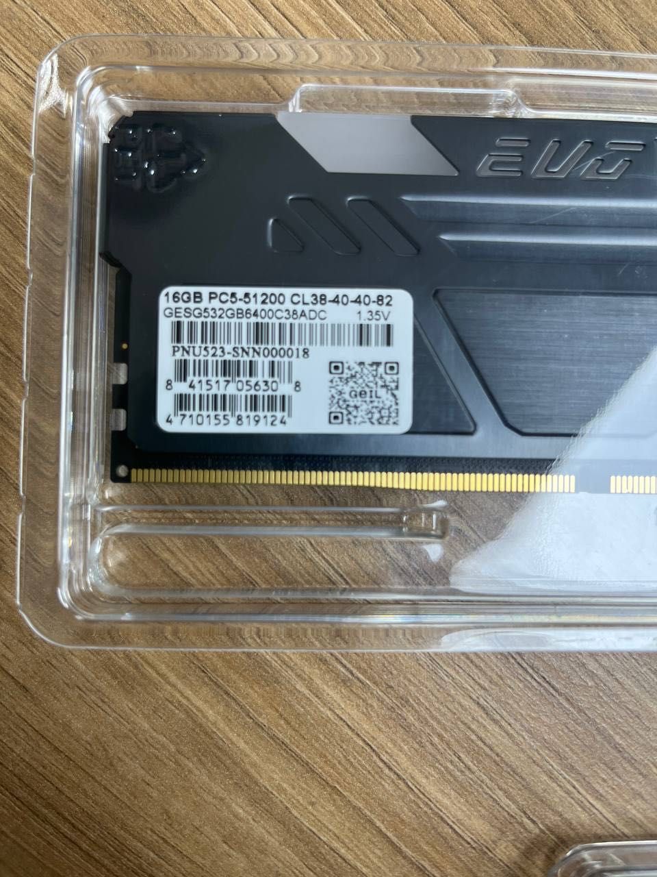 Оперативная память 32GB Kit (2x16GB) GEIL EVO V RGB 6400Mhz DDR5