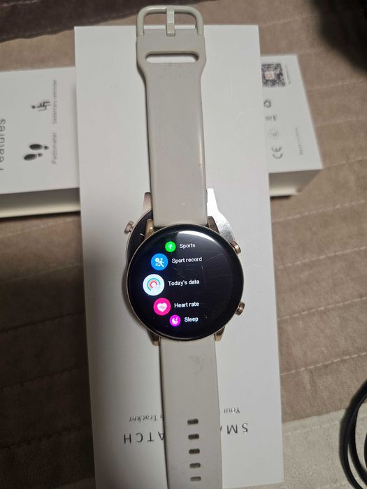 Дамски смарт часовници