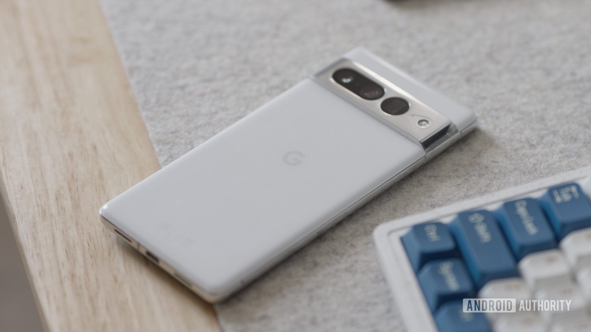 Продам или обменяю Google Pixel 7 pro 12/512