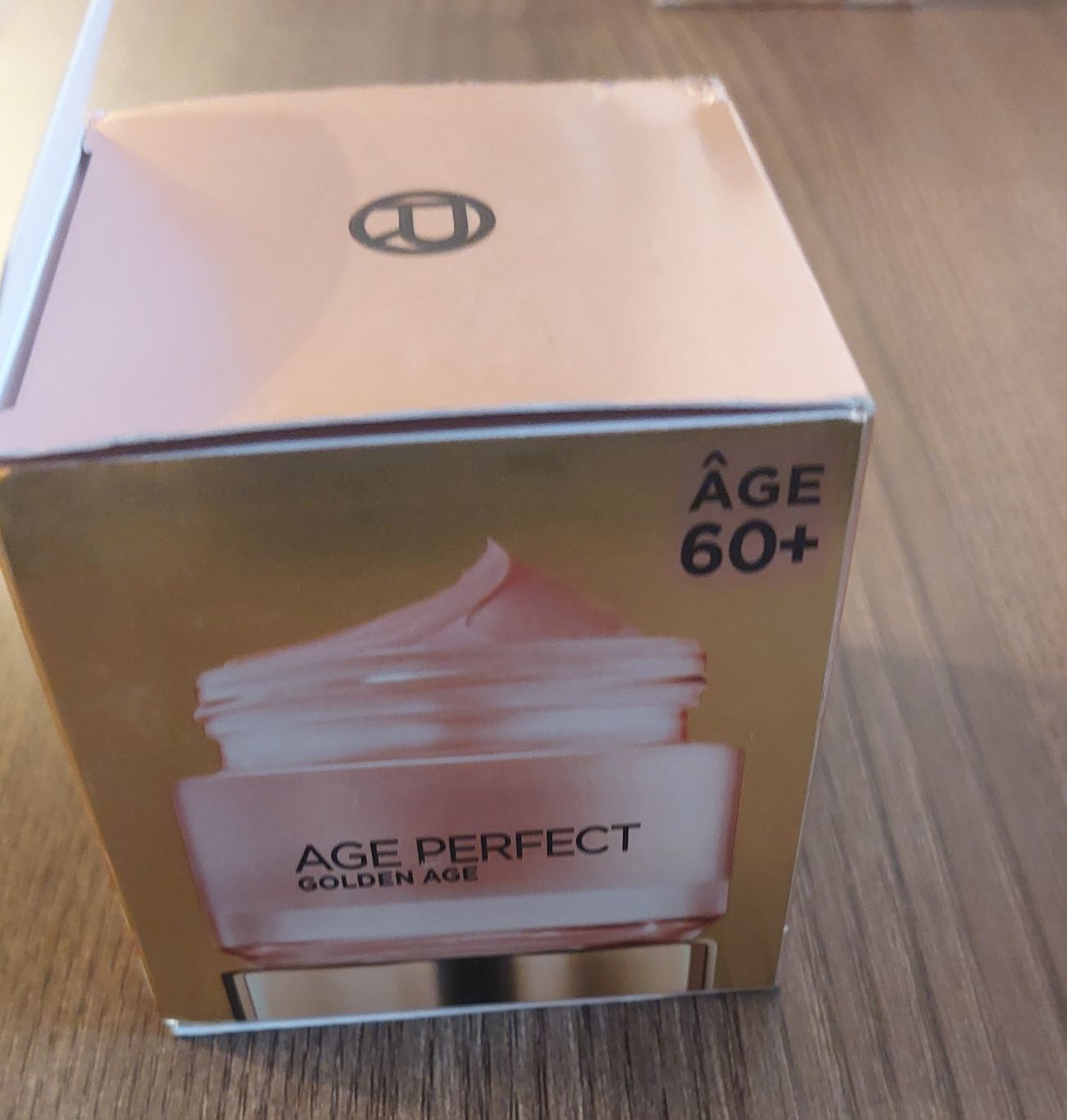 Кремове на Loreal Paris-Age perfect колаген и златен век