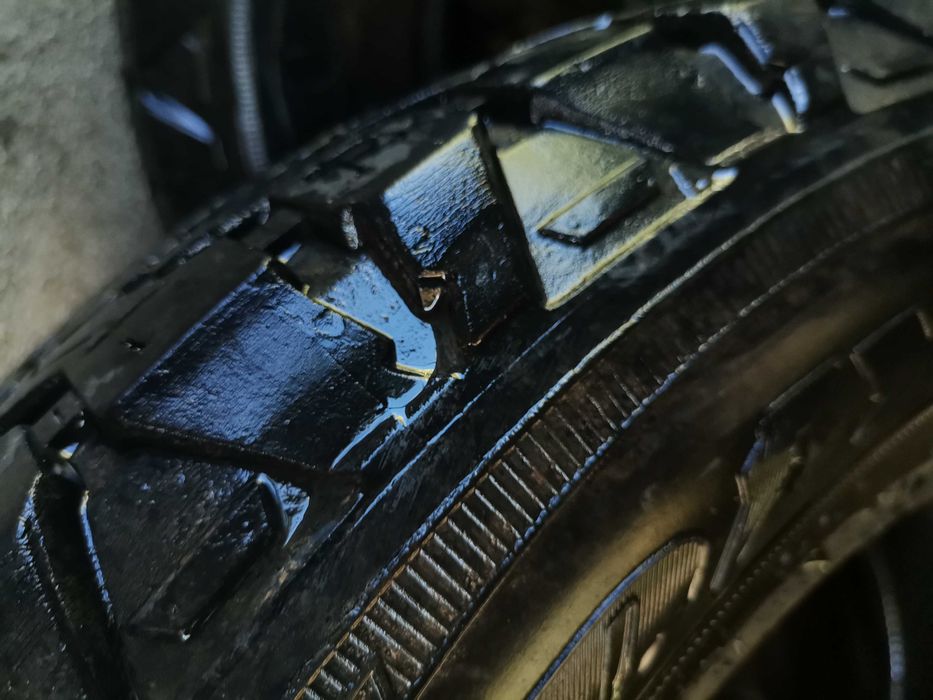 Goodyear 3 броя зимни