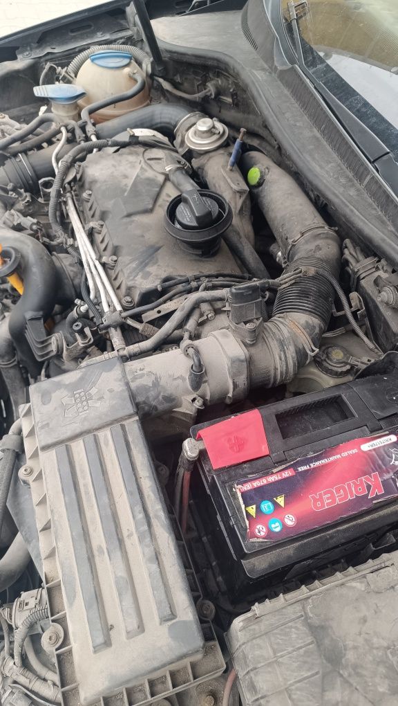 Продавам двигател за голф 5 1.9 105кс. BKC   (Dvigatel ot golf 5 БКЦ)